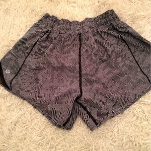 Lululemon Seawheeze Tracker Shorts